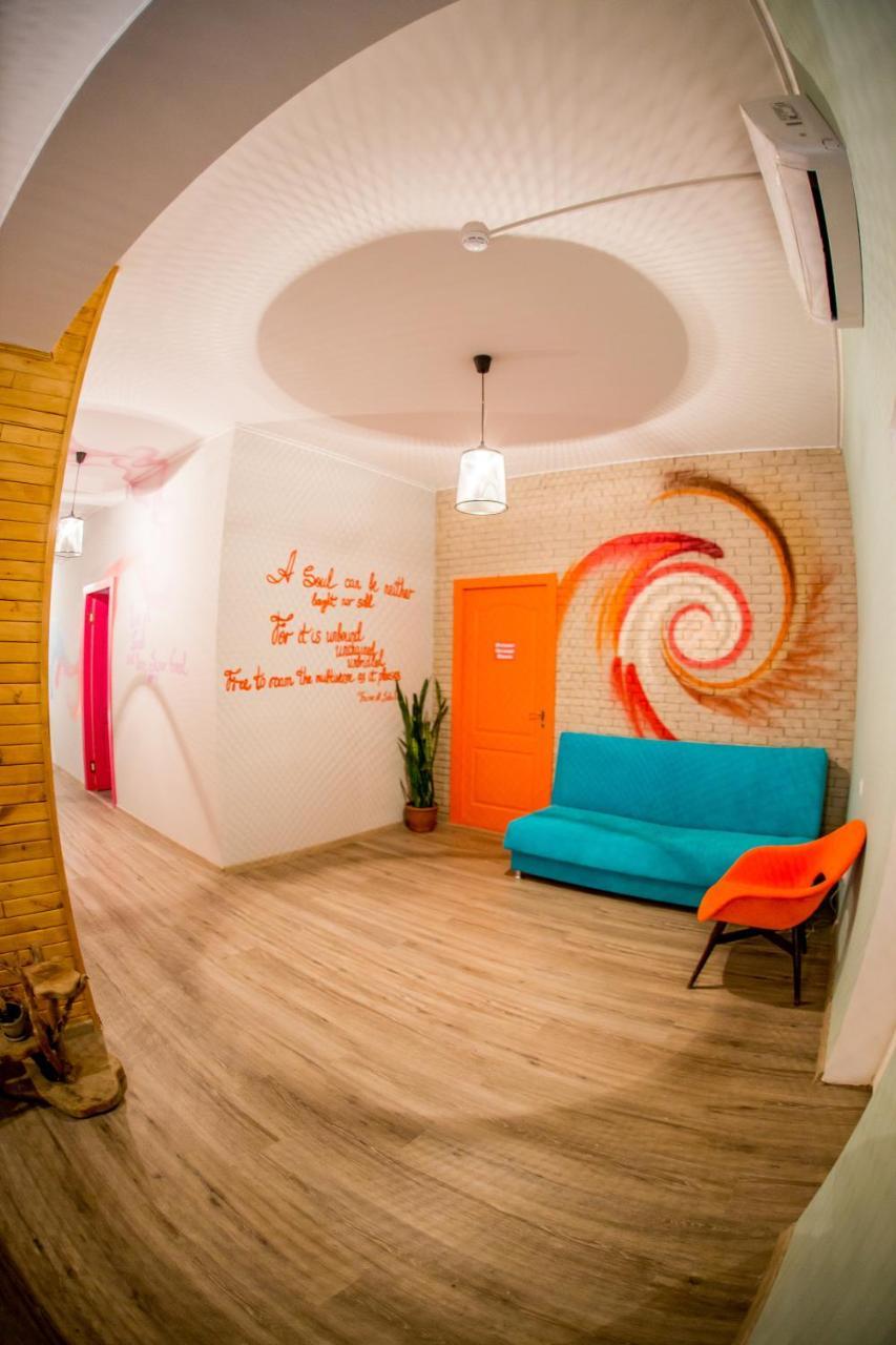אלמטי West Point Soul Hostel מראה חיצוני תמונה