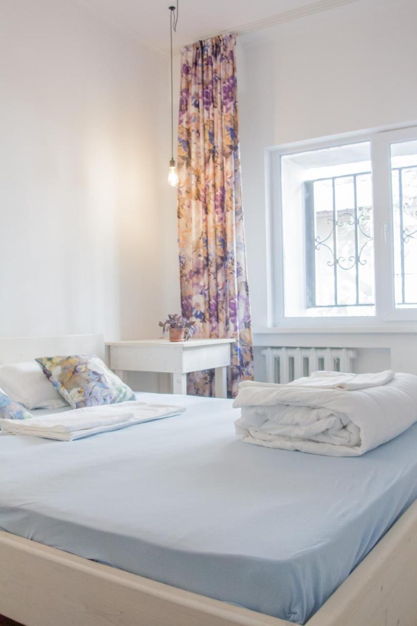 אלמטי West Point Soul Hostel מראה חיצוני תמונה