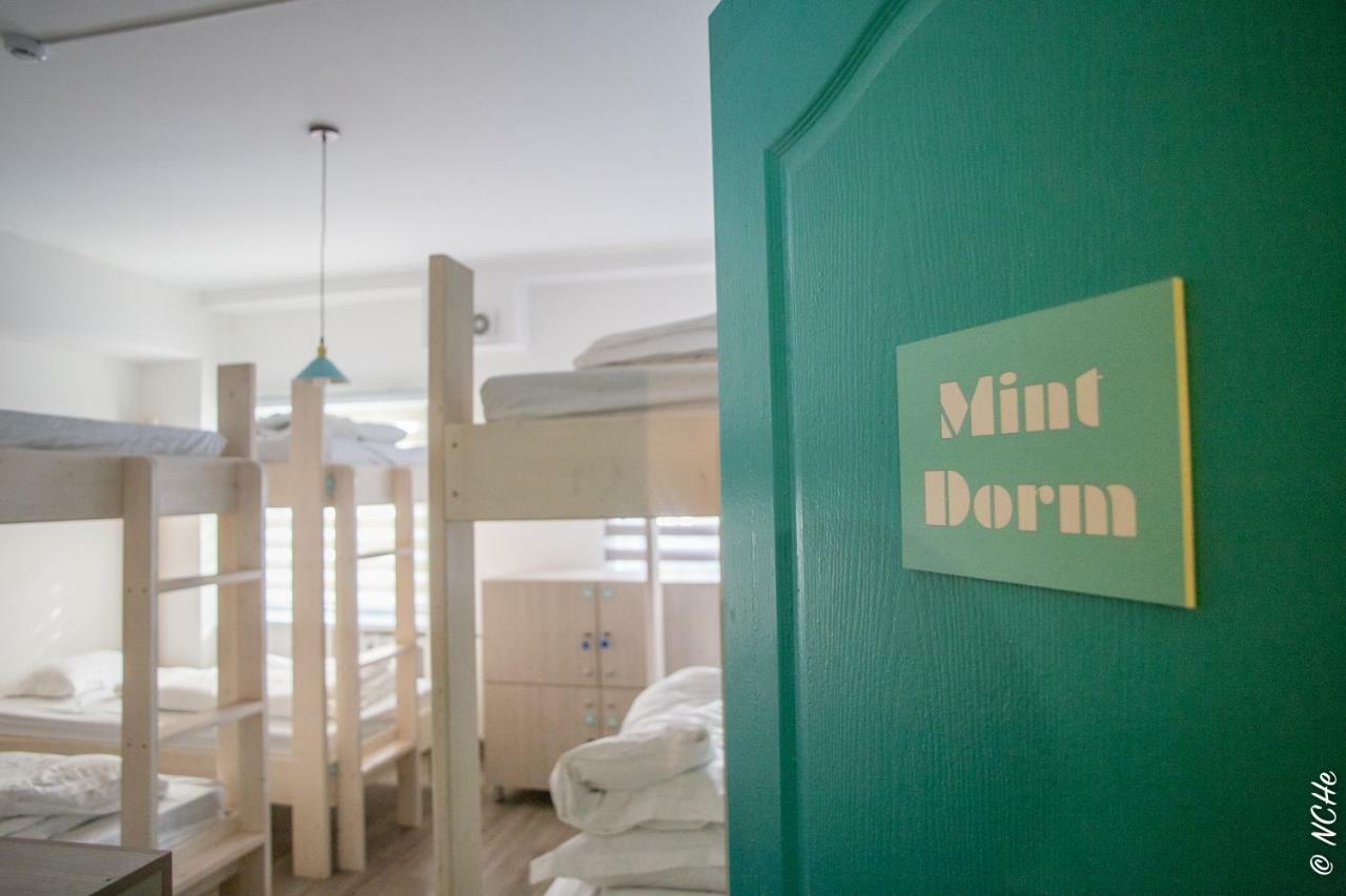 אלמטי West Point Soul Hostel מראה חיצוני תמונה